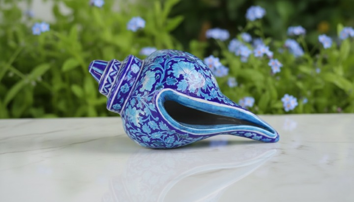 Handcrafted Blue Pottery Conch